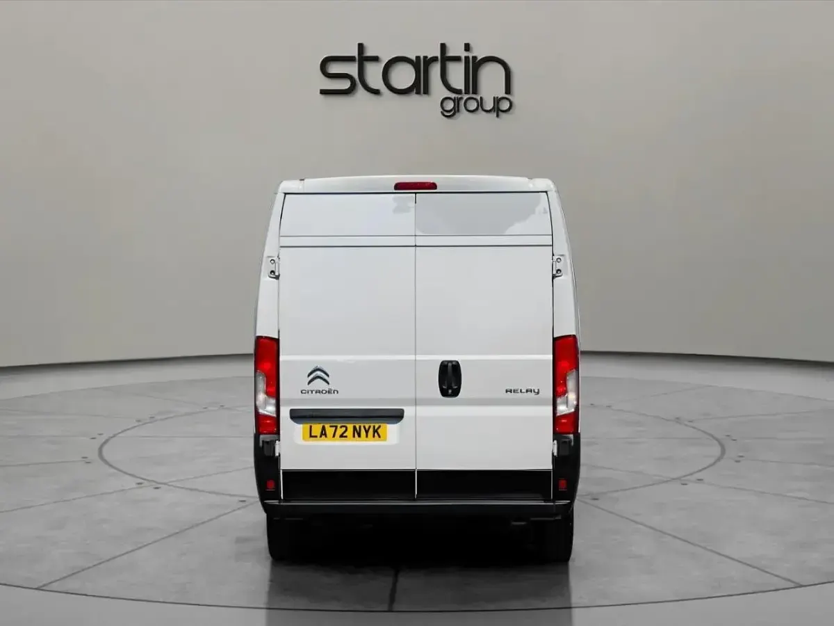 Used Citroën Relay 138 HP (101 kW) 2023 White Van