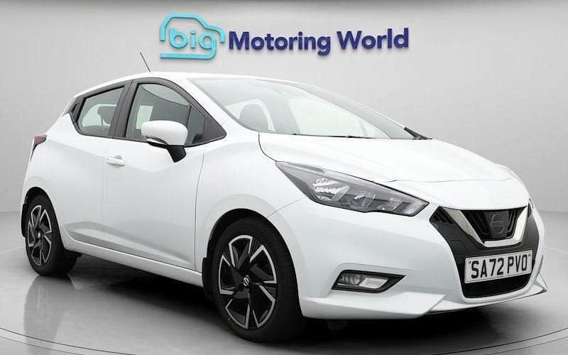 Used Nissan Micra Acenta 92 HP (67 kW) 2022 White Hatchback
