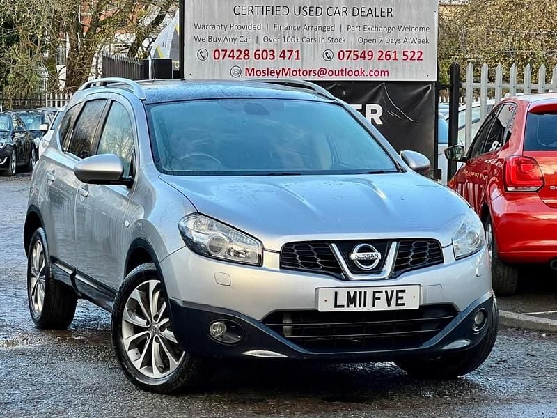 Silver Used 2011 Nissan Qashqai +2 Tekna SUV | £3,990 (A bit pricey) - Image 1/4