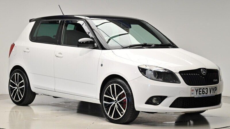 White Used 2013 Skoda Fabia vRS Hatchback | £7,480 (A bit pricey) - Image 1/4