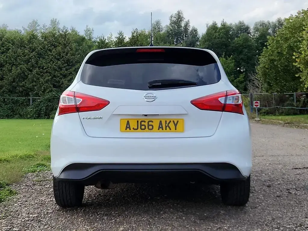 Used Nissan Pulsar N-TEC 2016 White Hatchback