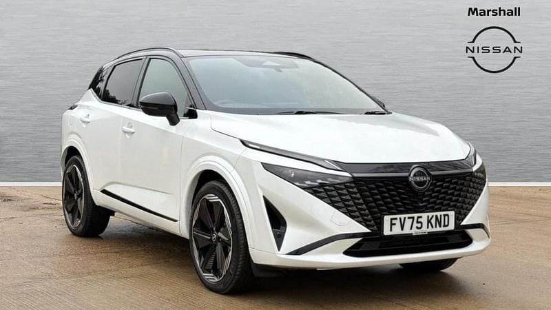 New Nissan Qashqai 158 HP (116 kW) 2025 Two tone pearl  pearl white with pearl black roof SUV