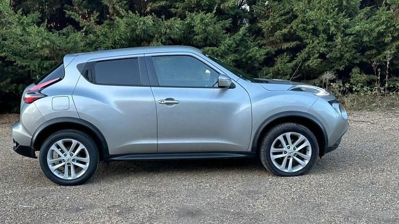 Used Nissan Juke N-Connecta 110 HP (80 kW) 2017 Silver SUV