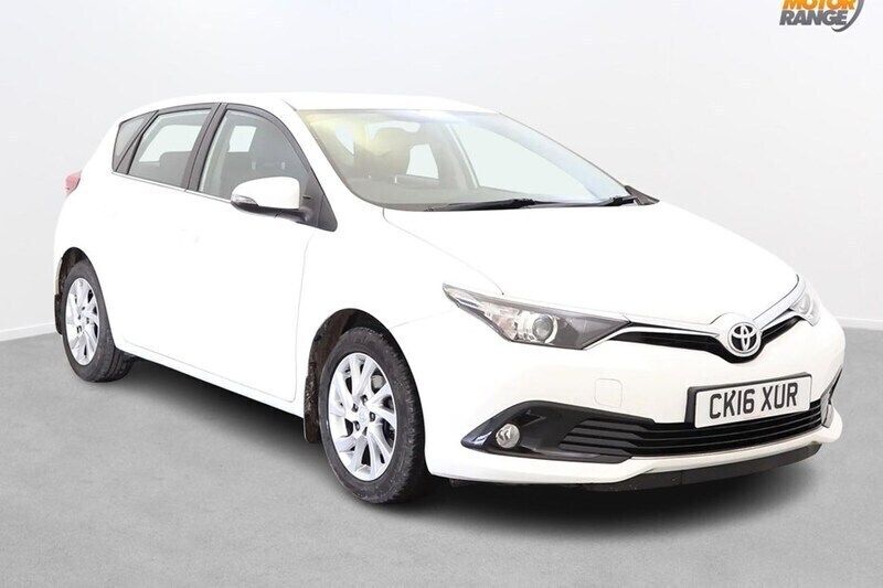 Used 2016 Toyota Auris | £8,895 (Fair price) - Image 1/1