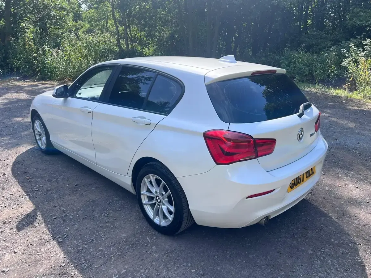 Used BMW 116 Comfort Edition 116 HP (85 kW) 2017 White Hatchback