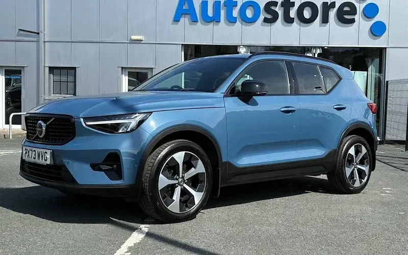 Used Volvo XC40 Plus 163 HP (119 kW) 2026 SUV