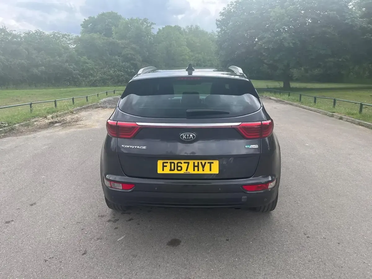 Used Kia Sportage 115 HP (84 kW) 2017 Silver SUV