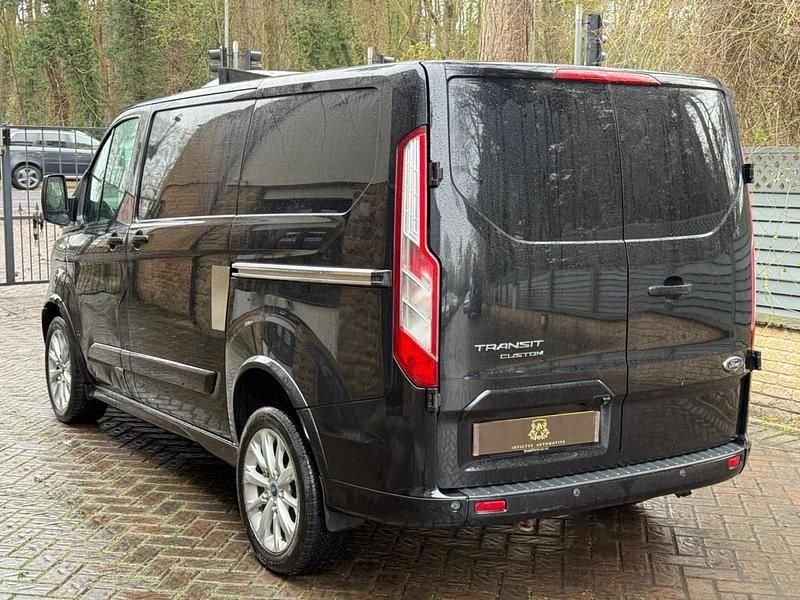 Used Ford Transit Custom Sport 155 HP (114 kW) 2014 Black Van