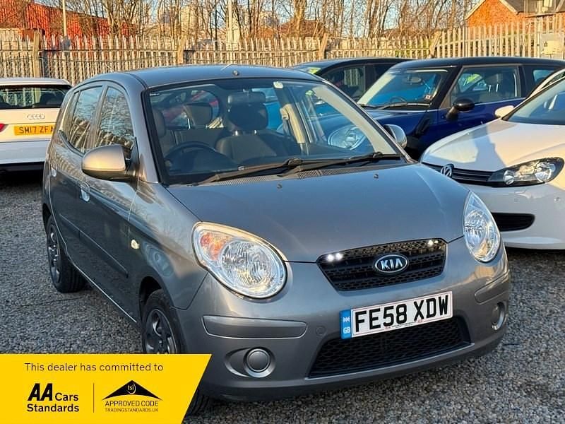 Used Kia Picanto 64 HP (47 kW) 2008 Silver Hatchback