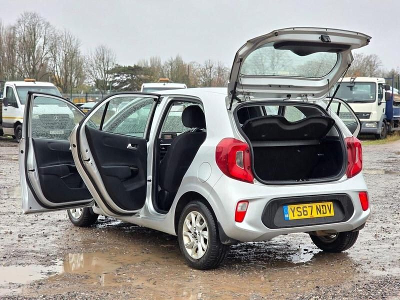 Used Kia Picanto 83 HP (61 kW) 2018 Silver Hatchback