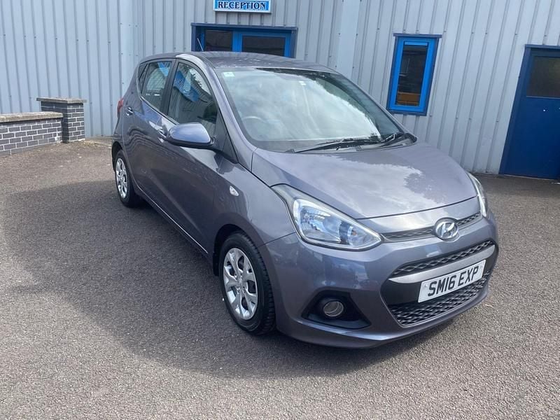 Grey Used 2016 Hyundai i10 SE Hatchback | £5,350 (Good price) - Image 1/4