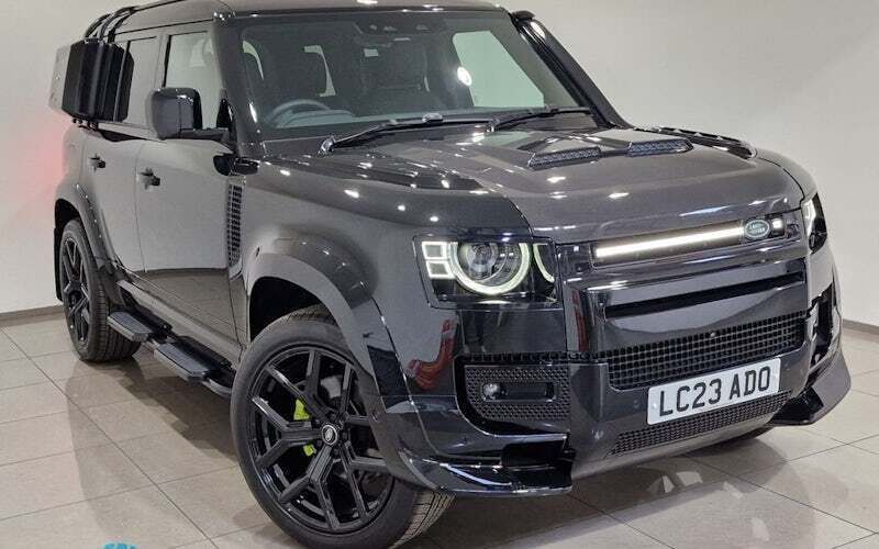Used 2023 Land Rover Defender Dynamic SUV | £69,600 - Image 1/4