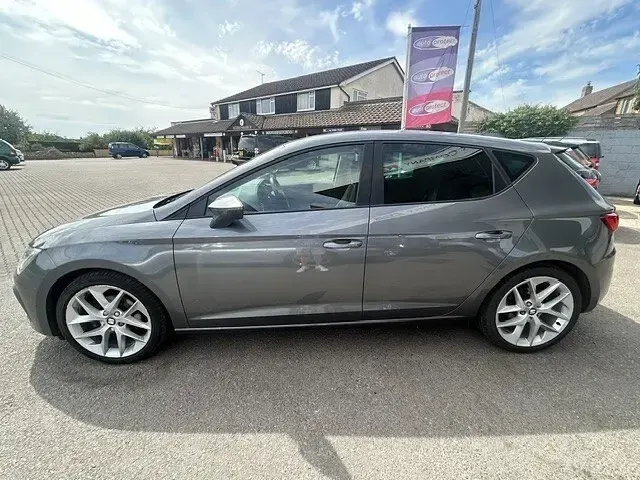 Used Seat Leon FR 125 HP (91 kW) 2018 Grey Hatchback