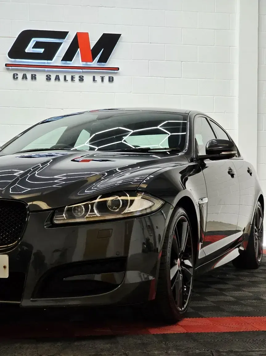 Second-hand Jaguar XF R-Sport 200 CP (147 kW) 2015 Gri Berlinǎ