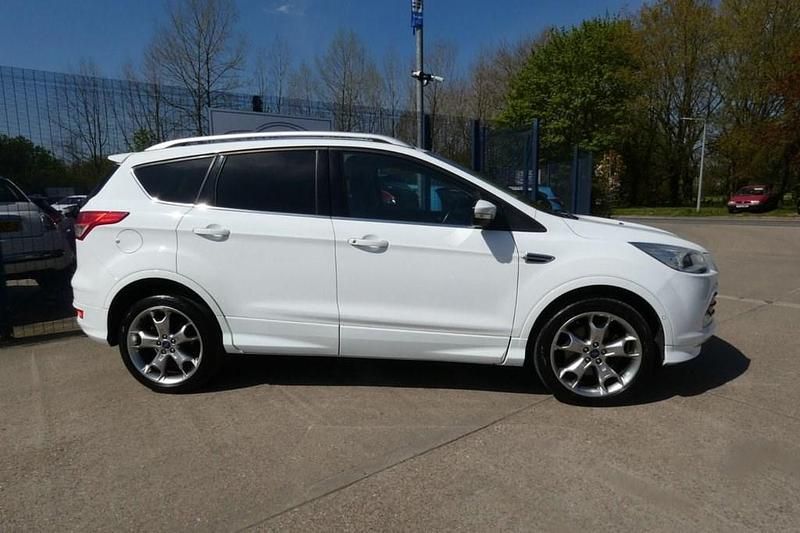 Used Ford Kuga Sport 180 HP (132 kW) 2016 White SUV