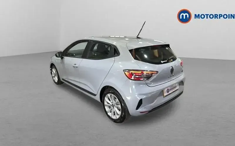 Usado Renault Clio V Evolution 143 CV (105 kW) 2025 Utilitario