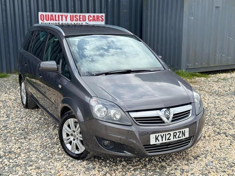 Used Vauxhall Zafira Design Edition 125 HP (91 kW) 2012 Grey MPV