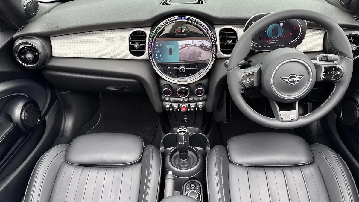 Used Mini Cooper Exclusive 134 HP (98 kW) 2023 Black Hatchback