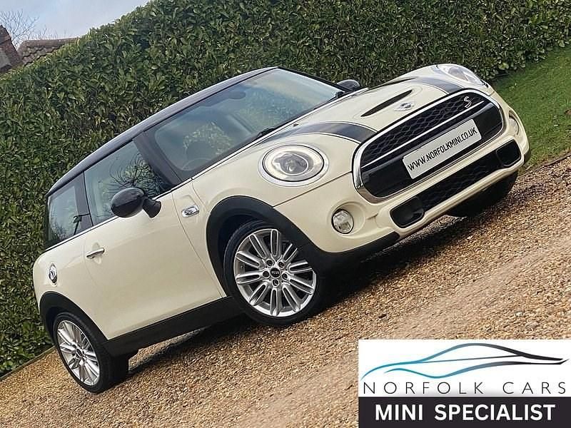 White Used 2015 Mini Cooper S Hatch Hatchback | £10,599 (Fair price) - Image 1/4