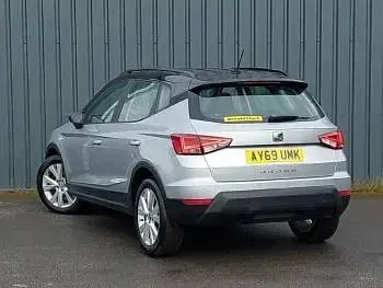 Used Seat Arona SE Technology 95 HP (69 kW) 2020 Silver SUV