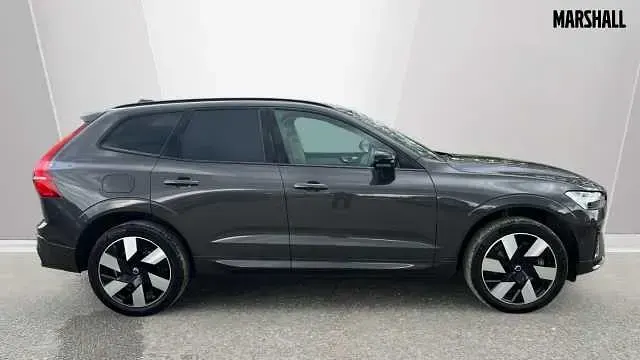 Second-hand Volvo XC60 Ultimate 455 CP (334 kW) 2023 Gri SUV