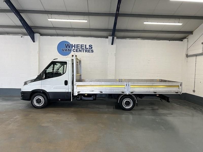 Begagnad Iveco Daily 2022 Vit Cab