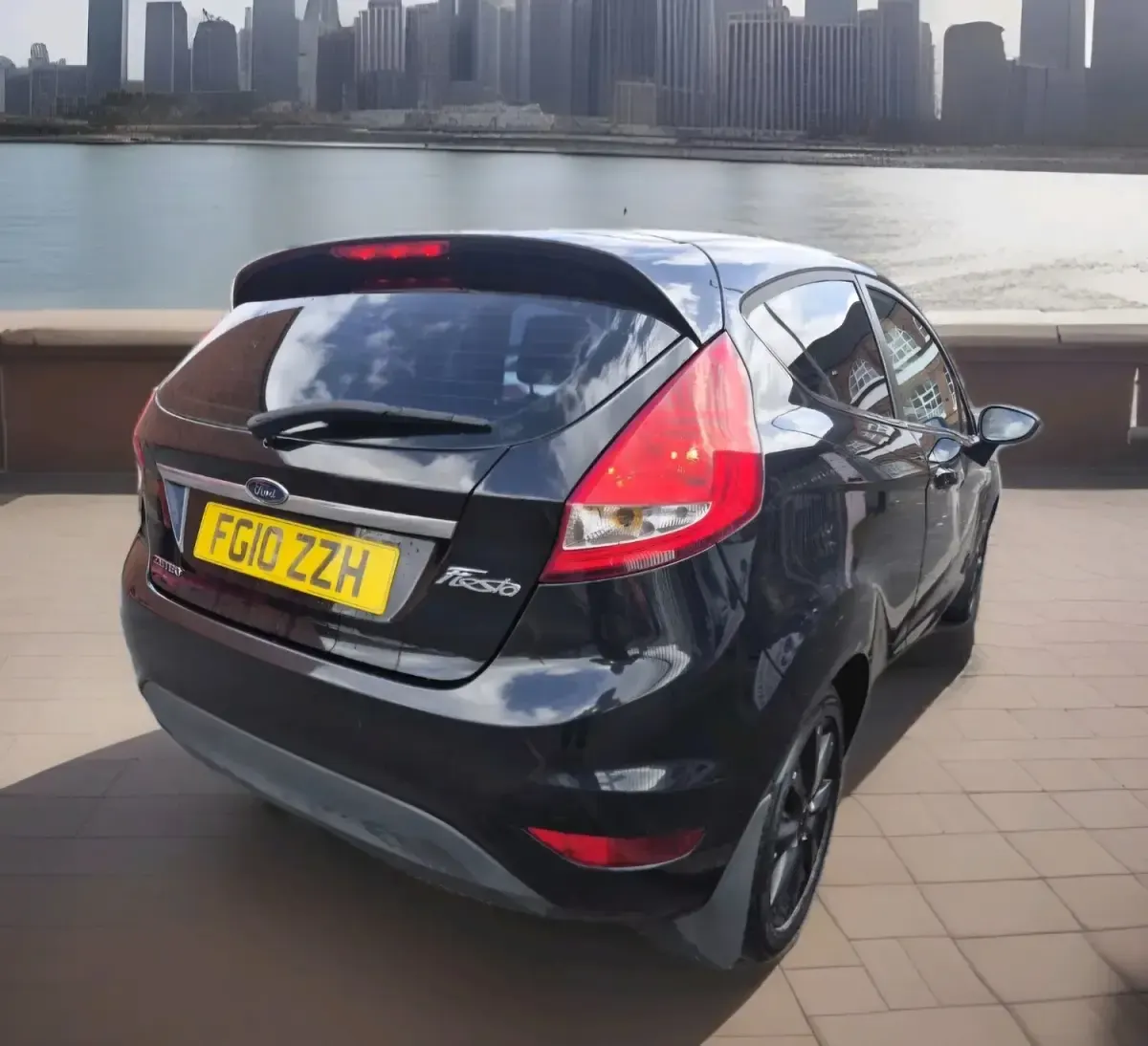 Used Ford Fiesta Zetec 2010 Black Hatchback