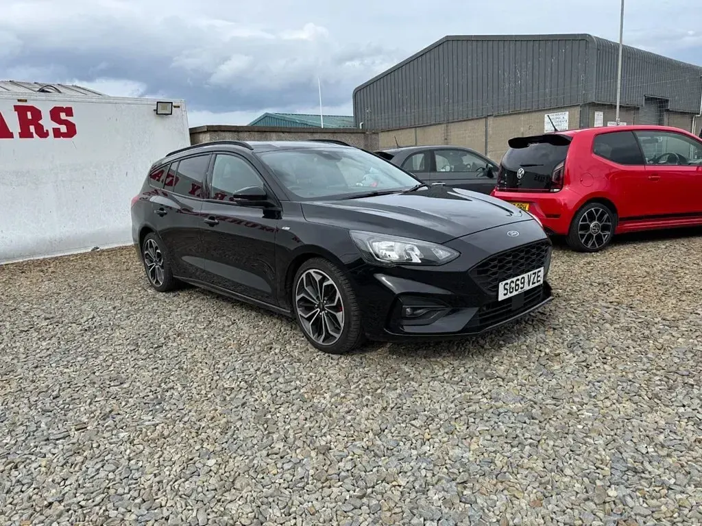Used Ford Focus ST-Line X 150 HP (110 kW) 2019 Black Estate