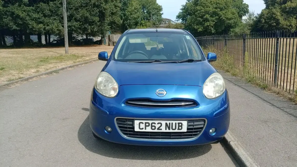 Used Nissan Micra 78 HP (57 kW) 2013 Blue Hatchback
