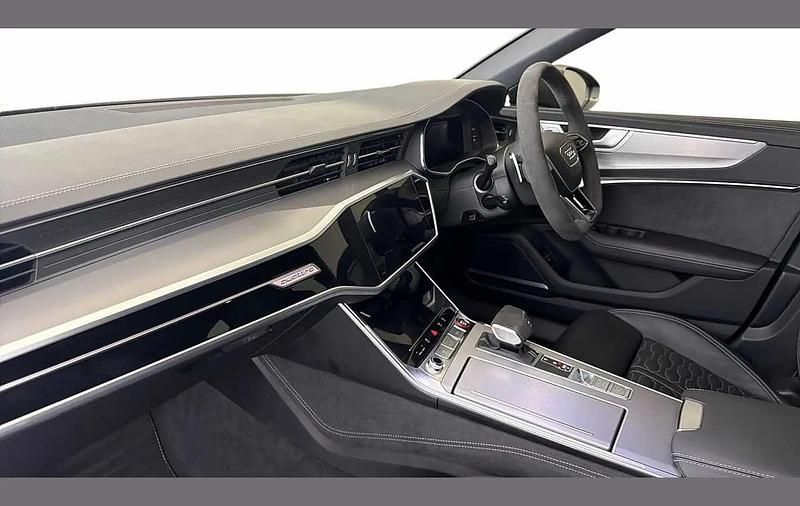 Begagnad Audi RS6 Performance 620 HK (456 kW) 2025 Blå Kombi