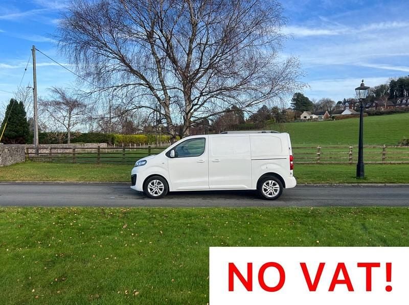 White Used 2019 Vauxhall Vivaro Elite Van | £15,950 (Super price) - Image 1/4