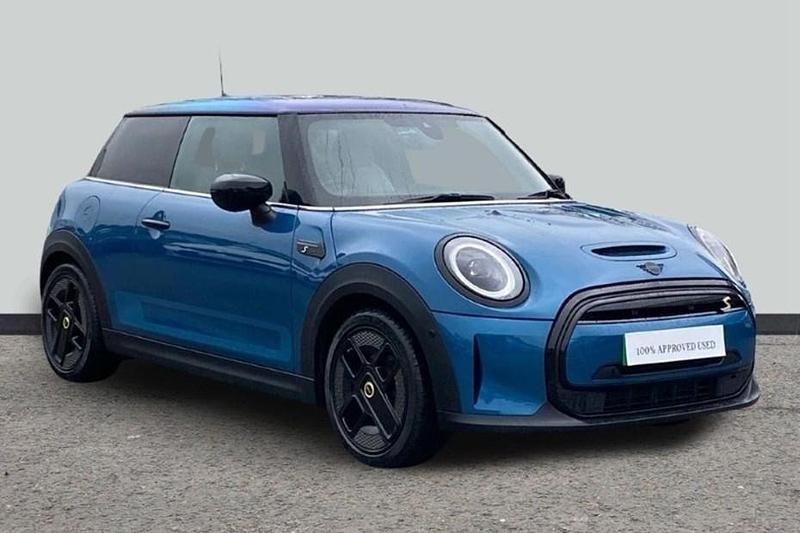 Blue Used 2021 Mini Cooper S Collection Hatchback | £13,990 (A bit pricey) - Image 1/1