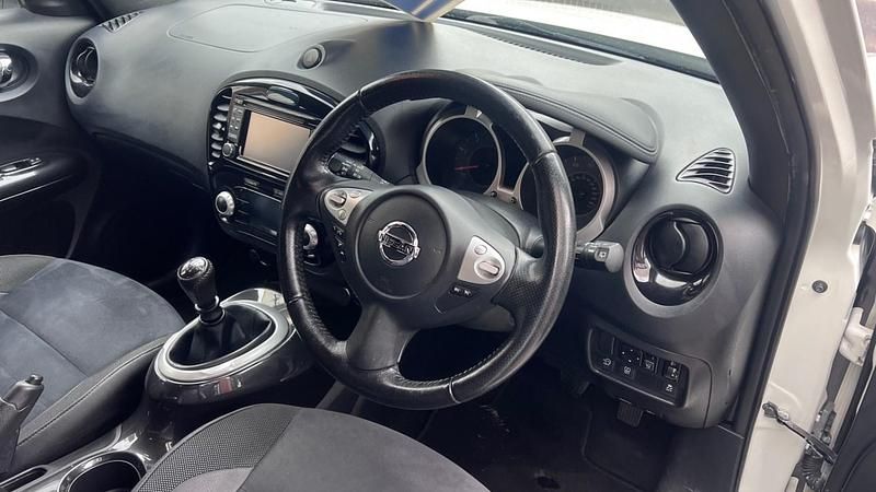 Used Nissan Juke N-Connecta 2017 White SUV
