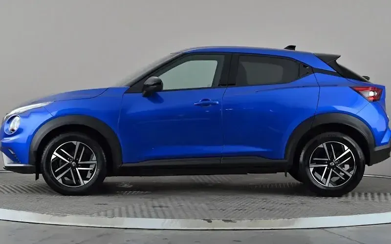 Used Nissan Juke N-Connecta 114 HP (83 kW) 2025 Blue SUV
