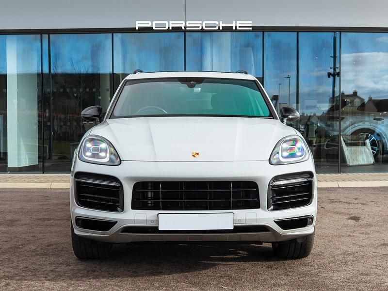 Used Porsche Cayenne Platinum Edition 462 HP (339 kW) 2022 Grey SUV