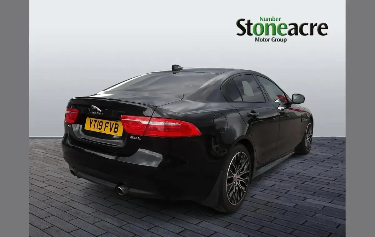 Used Jaguar XE Ingenium 200 HP (147 kW) 2019 Black Sedan
