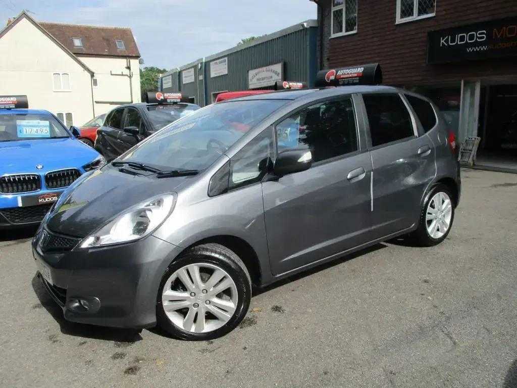 Used Honda Jazz EX 99 HP (72 kW) 2013 Grey Hatchback