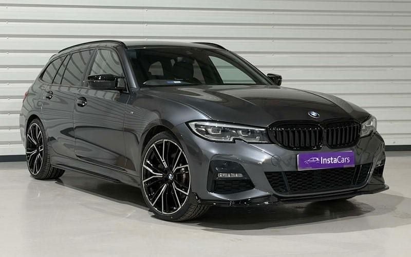 Used 2022 BMW 330e M Sport Estate | £24,100 (Fair price) - Image 1/4