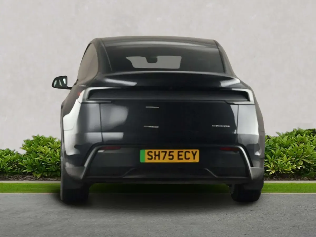 Used Tesla Model Y Long Range RWD 250 kW (340 HP) 2025 Grey SUV