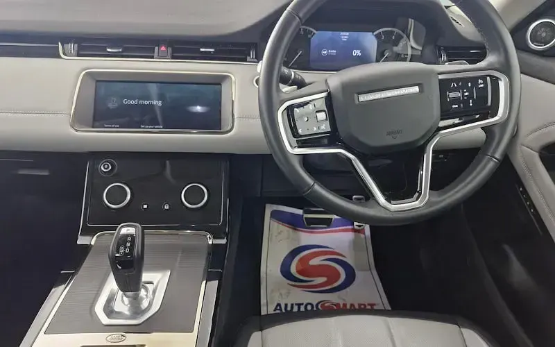 Gebraucht Land Rover Range Rover evoque SE Dynamic 309 PS (227 kW) 2023 Braun SUV