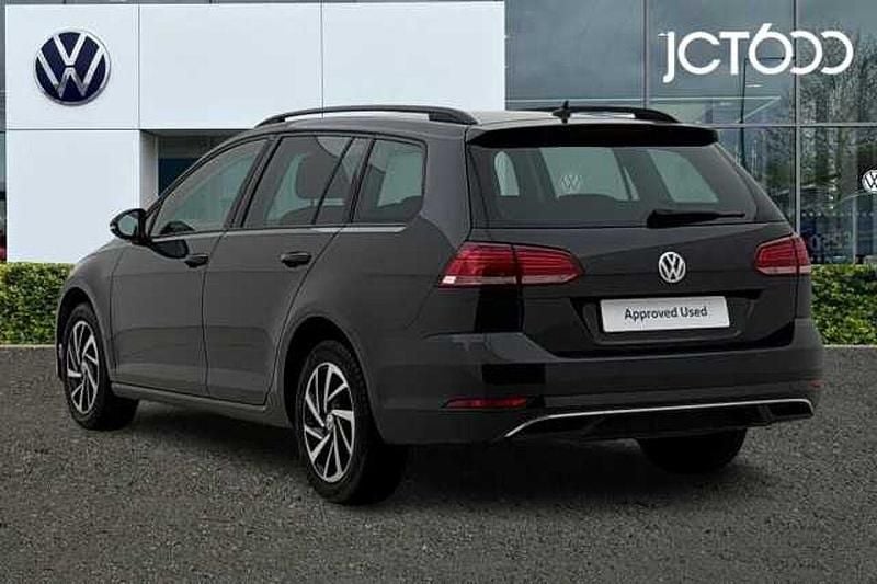 Used VW Golf VII 115 HP (84 kW) 2021 Estate