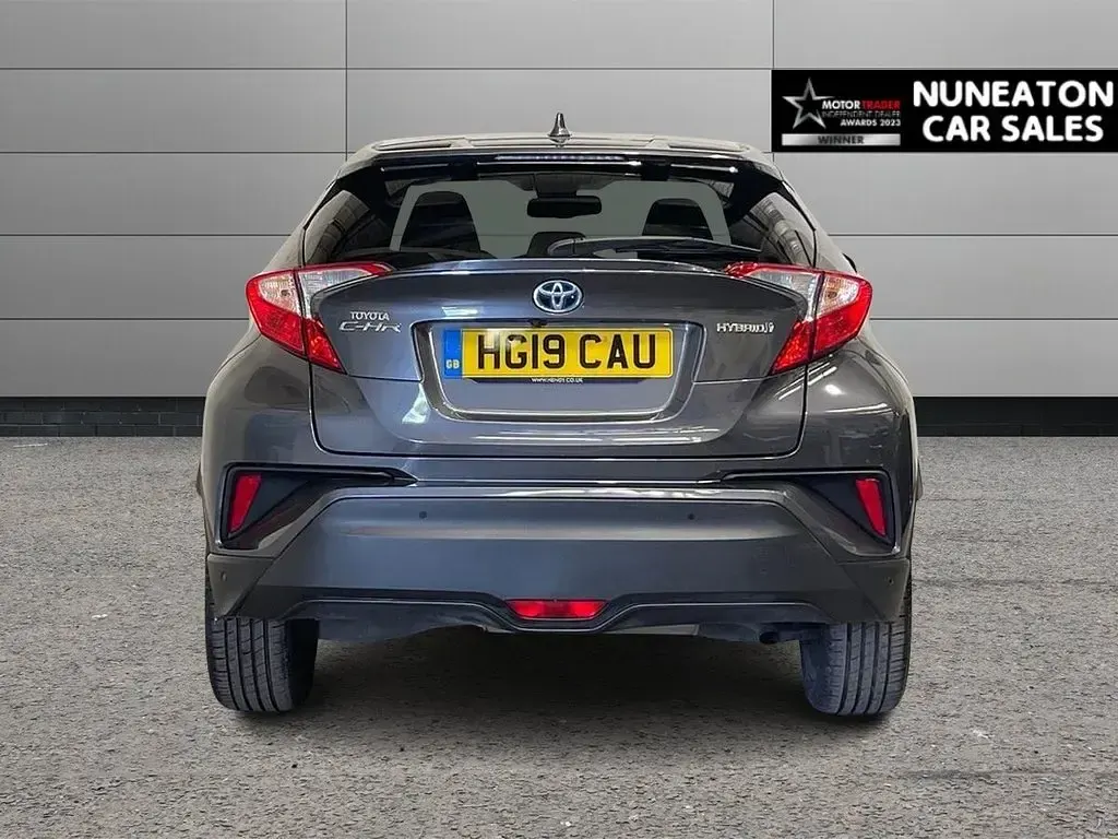 Used Toyota C-HR Design 122 HP (89 kW) 2019 Grey SUV