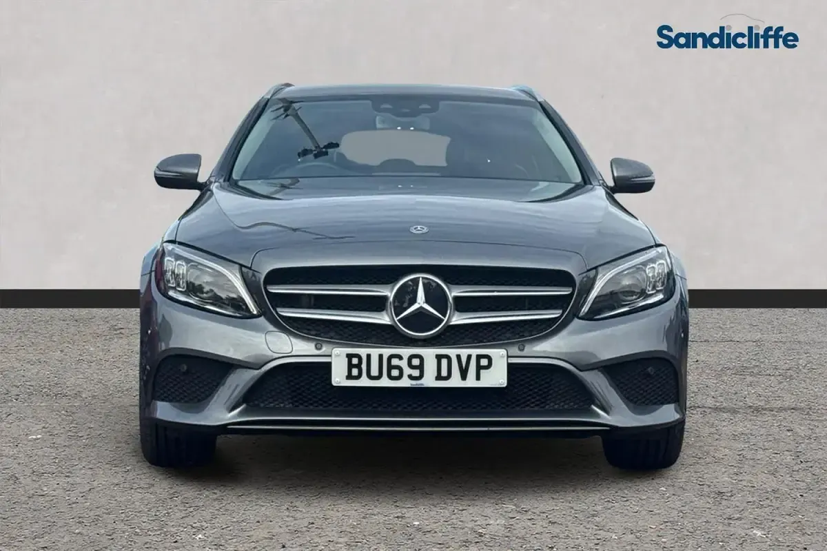 Used Mercedes C200 Premium 184 HP (135 kW) 2019 Grey Estate