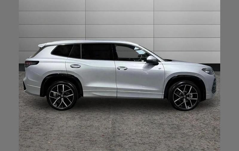 Begagnad VW Tayron R-line 148 HK (108 kW) 2025 Silver SUV