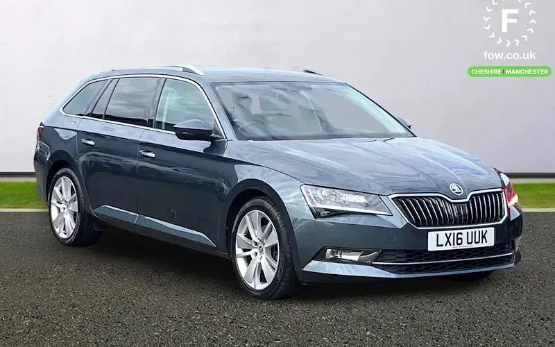 Used Skoda Superb SE L Executive 150 HP (110 kW) 2019 Estate