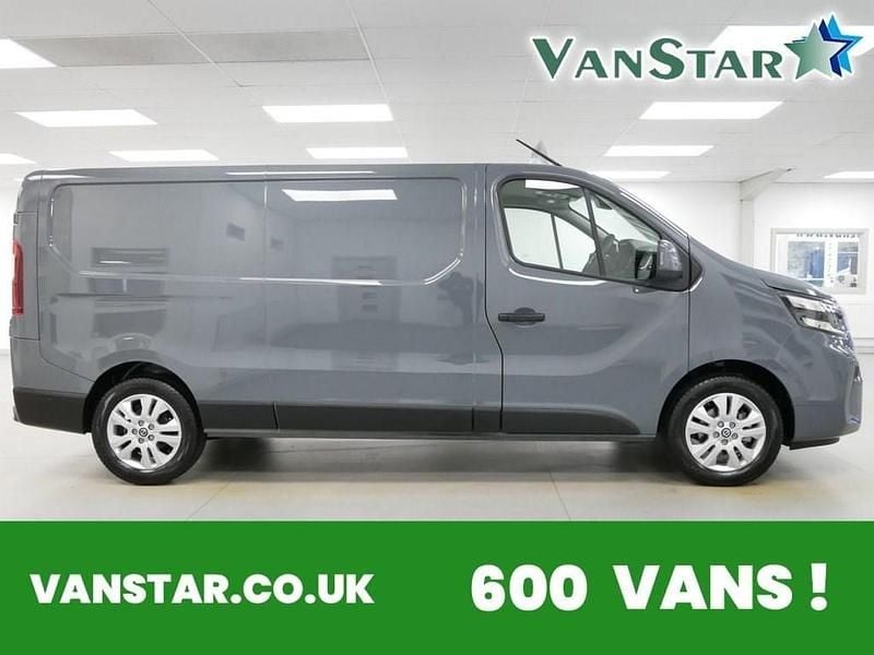 Grey Used 2023 Nissan Primastar Tekna+ MPV | £25,989 (Fair price) - Image 1/4