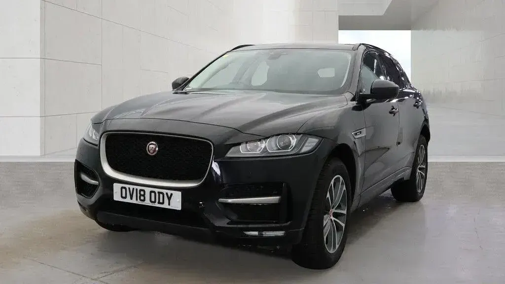 Used Jaguar F-Pace R-Sport 180 HP (132 kW) 2018 Black SUV