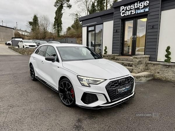Used Audi A3 e-tron Competition 2022 White Hatchback