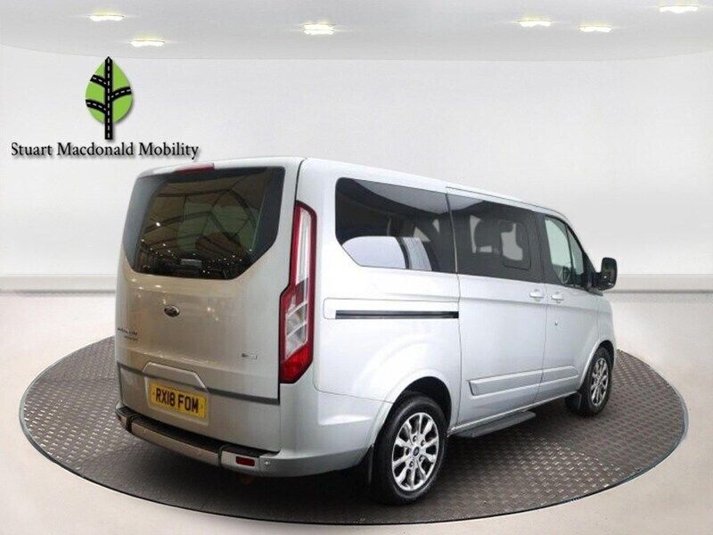 Used Ford Tourneo Custom Titanium 2018 Silver Van