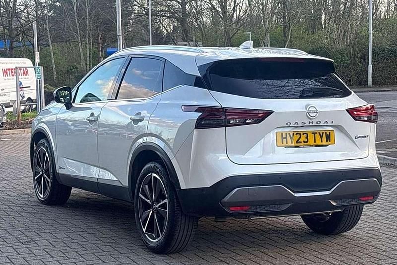 Used Nissan Qashqai Tekna 190 HP (139 kW) 2023 White SUV